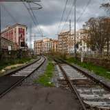 ...quelli sui quali sfrecciano i treni delle Ferrovie Sud-Est